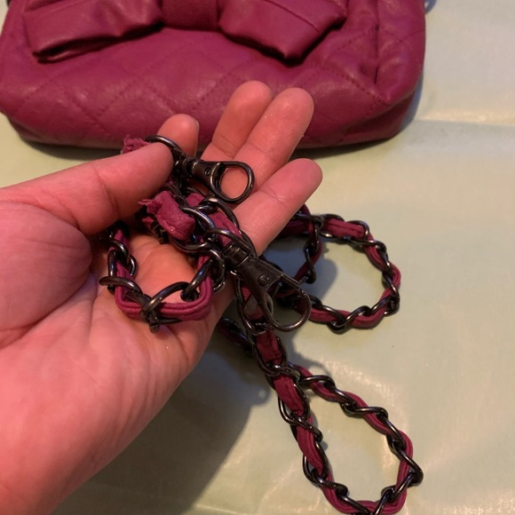 🆑 2/$5 | 🎉 Bow Crossbody 🎁 - Picture 8 of 11